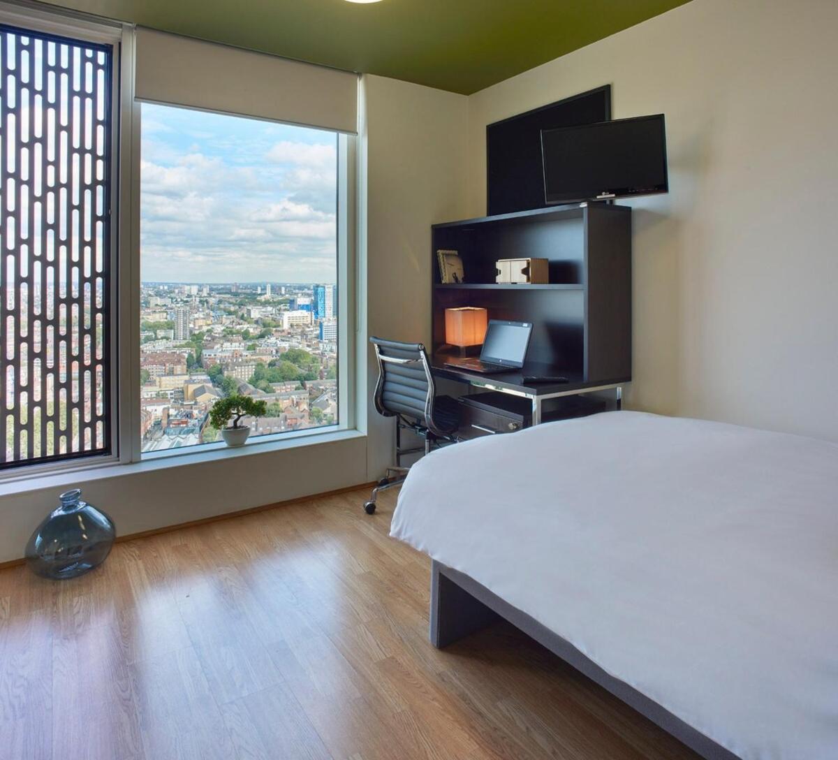 Apartment Student Only Silver Mid Level Spitafields